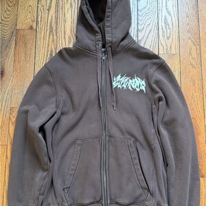 8th WNDR Brown Zip